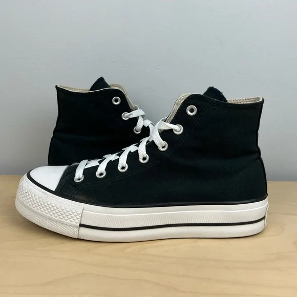 Converse Women’s Size 10.0 All Star Chuck Taylor Hi Platform Shoes Black & White - Picture 3 of 11